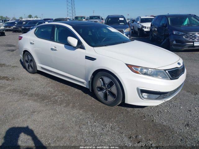  Salvage Kia Optima