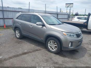  Salvage Kia Sorento