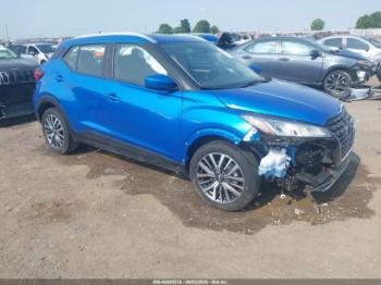  Salvage Nissan Kicks