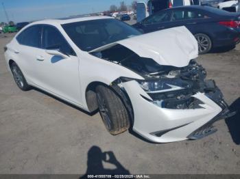  Salvage Lexus Es
