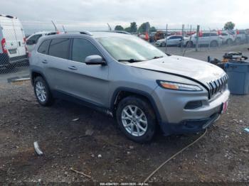  Salvage Jeep Cherokee
