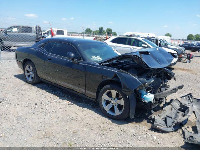  Salvage Dodge Challenger