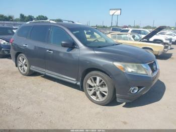  Salvage Nissan Pathfinder