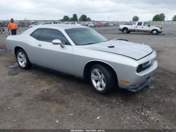  Salvage Dodge Challenger