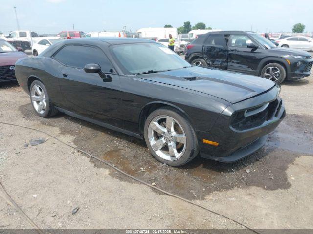  Salvage Dodge Challenger