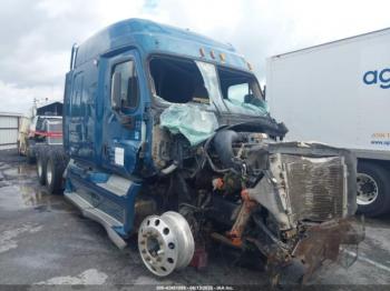  Salvage Freightliner Cascadia 125