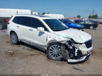  Salvage Cadillac XT6