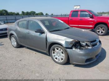  Salvage Dodge Avenger