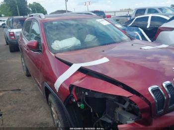  Salvage Jeep Cherokee