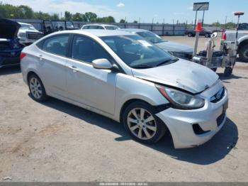  Salvage Hyundai ACCENT