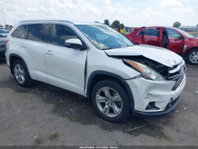  Salvage Toyota Highlander