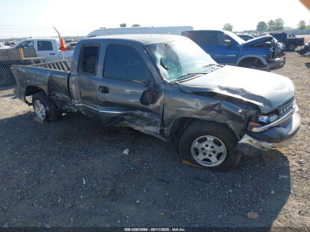  Salvage Chevrolet Silverado 1500