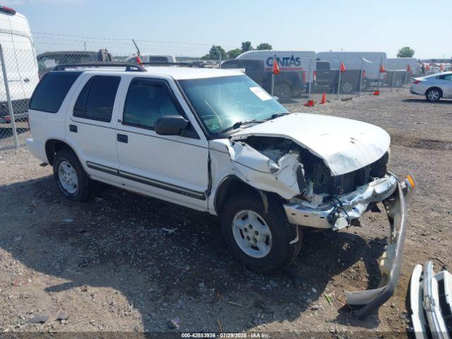  Salvage Chevrolet Blazer
