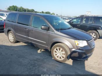  Salvage Chrysler Town & Country