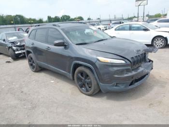  Salvage Jeep Cherokee