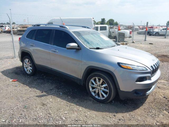  Salvage Jeep Cherokee