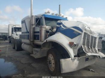  Salvage Peterbilt 379