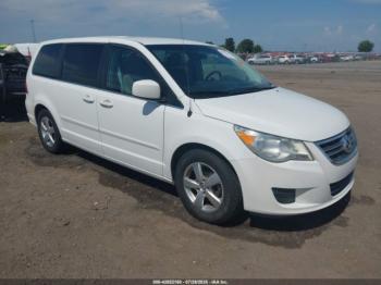  Salvage Volkswagen Routan