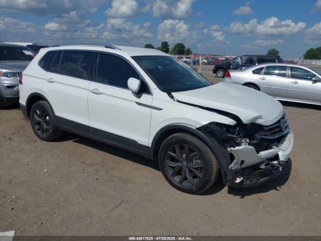  Salvage Volkswagen Tiguan