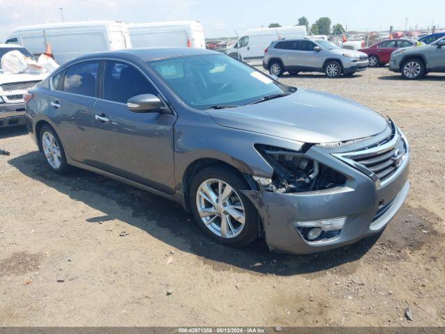  Salvage Nissan Altima