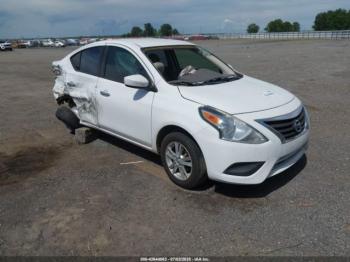  Salvage Nissan Versa