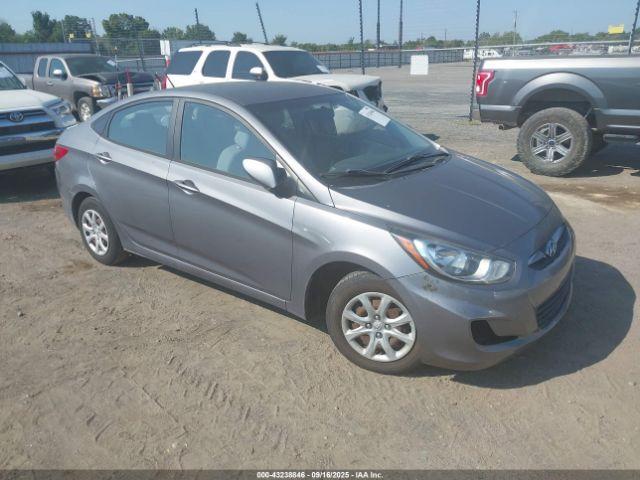 Salvage Hyundai ACCENT