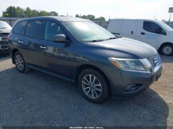  Salvage Nissan Pathfinder