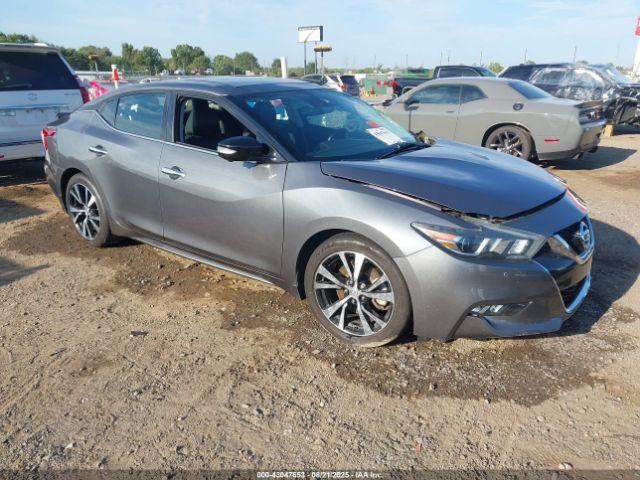  Salvage Nissan Maxima