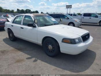 Salvage Ford Crown Victoria