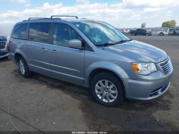  Salvage Chrysler Town & Country