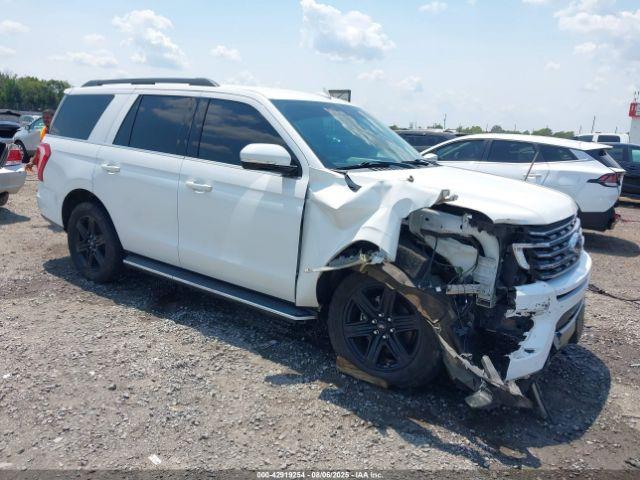  Salvage Ford Expedition