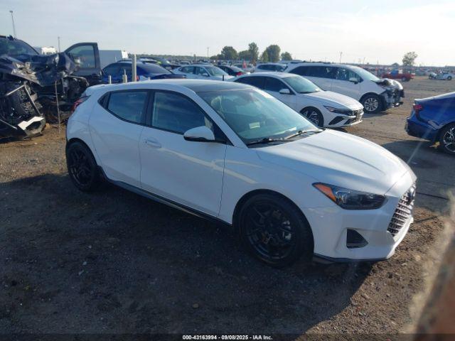  Salvage Hyundai VELOSTER
