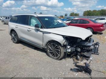  Salvage Lincoln Aviator