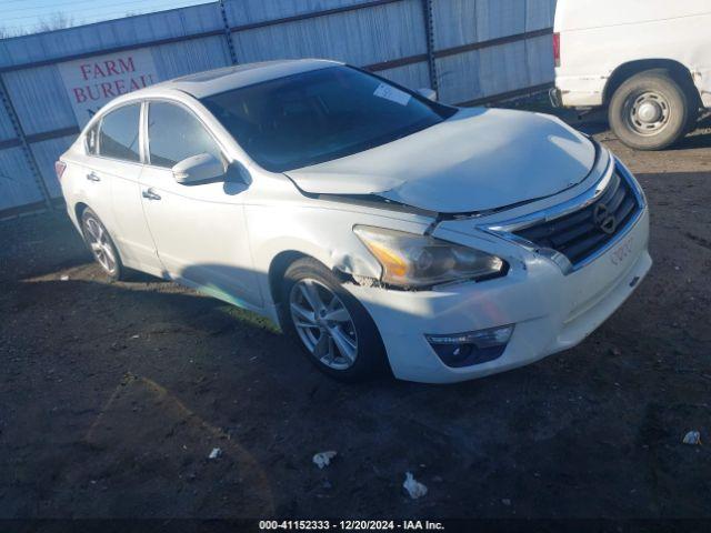  Salvage Nissan Altima