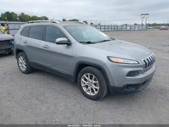  Salvage Jeep Cherokee