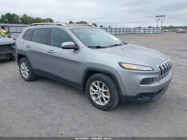  Salvage Jeep Cherokee