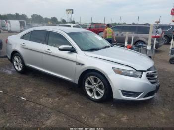  Salvage Ford Taurus