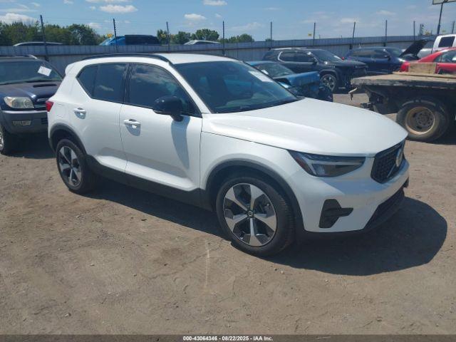  Salvage Volvo XC40