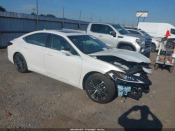  Salvage Lexus Es