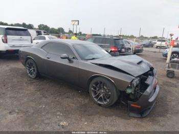  Salvage Dodge Challenger