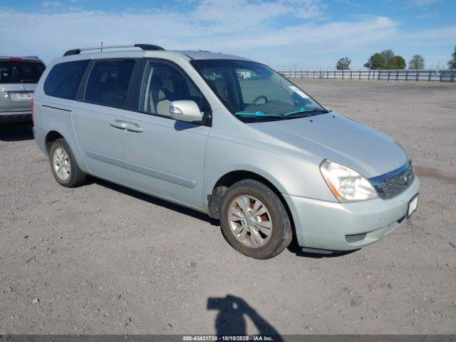  Salvage Kia Sedona