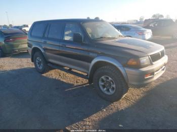  Salvage Mitsubishi Montero
