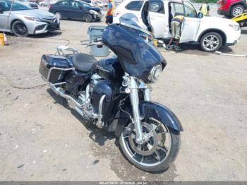  Salvage Harley-Davidson Flhx