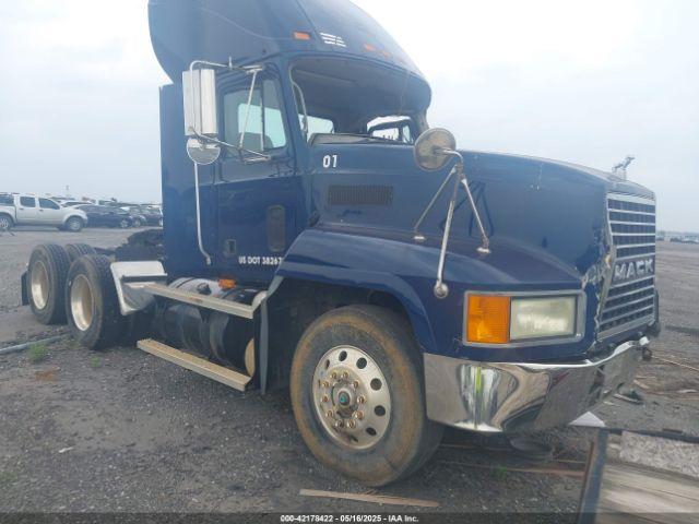  Salvage Mack 600