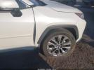 Toyota RAV4 Xle Premium Image 15