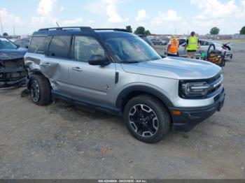  Salvage Ford Bronco