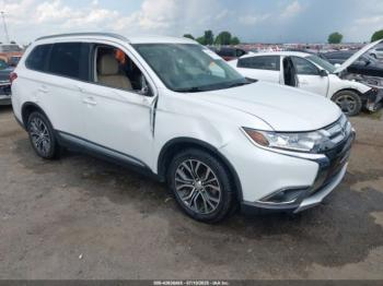  Salvage Mitsubishi Outlander