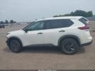 Nissan Rogue S Intelligent Awd Image 14