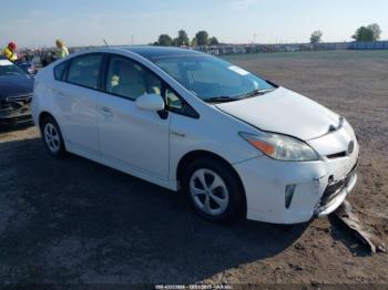  Salvage Toyota Prius