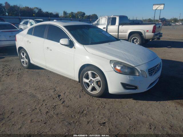  Salvage Volvo S60